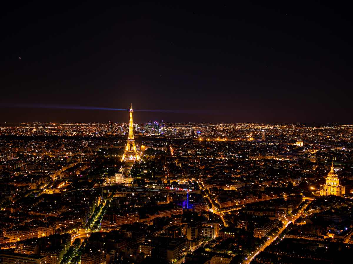 Paris, Pháp với tên gọi Kinh đô ánh sáng.jpg